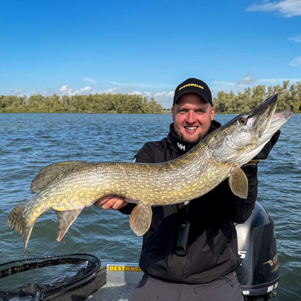 BESTANGLER angler catch photo