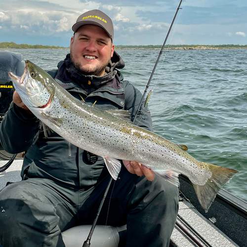 BESTANGLER angler catch photo