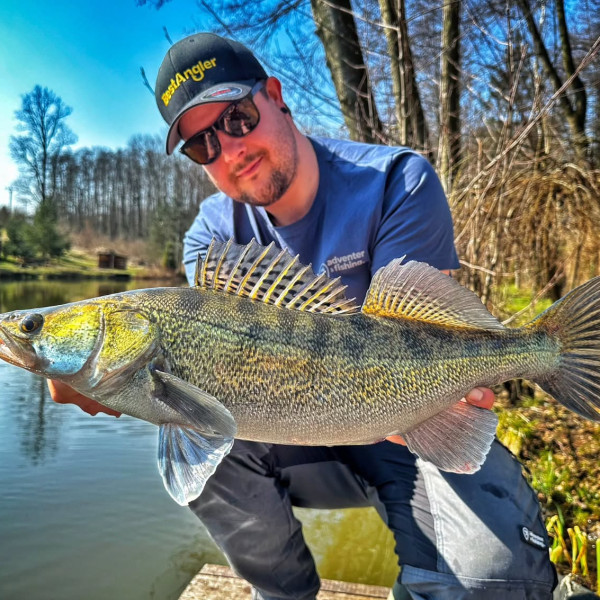 Instagram @thebestangler